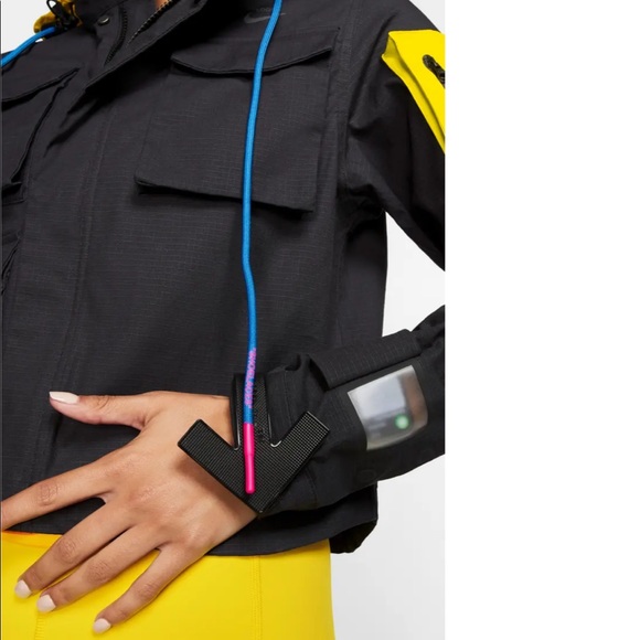 ❌SOLD❌ NIKE OFF WHITE JACKET - Picture 2 of 16